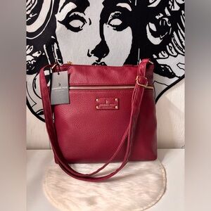 London Fog Burgundy Leather Crossbody Shoulder Bag